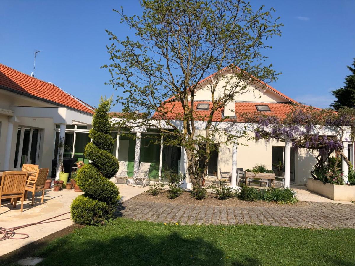 Le Jardin De Fresnes Bed & Breakfast Eksteriør bilde